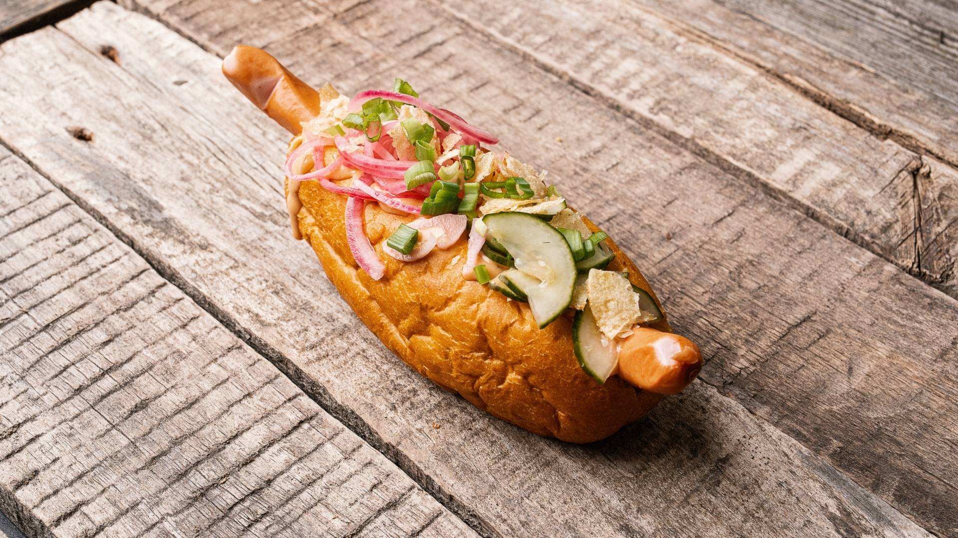 Menu Studion artesaanihodari -Studio signature hotdog